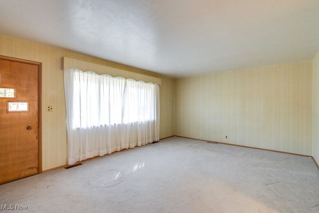 1533 Bradford Drive, Macedonia, OH 44056