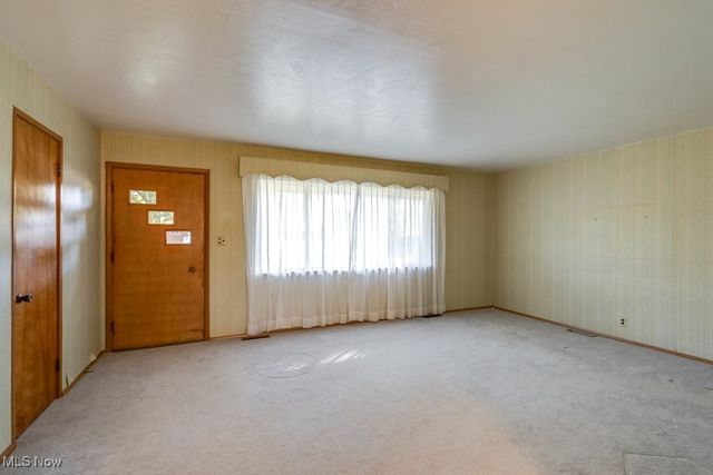 1533 Bradford Drive, Macedonia, OH 44056