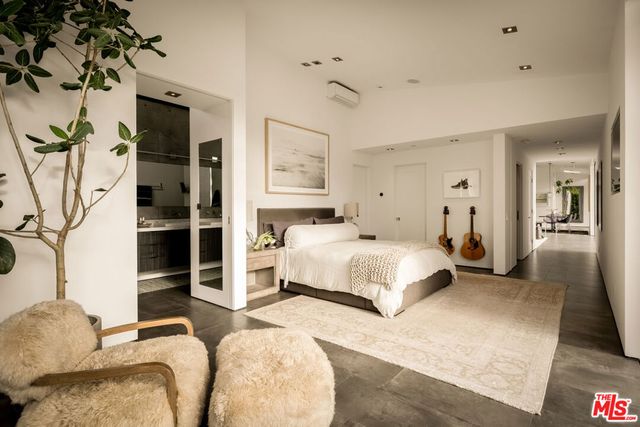 1347 Palms Boulevard, Venice, CA 90291