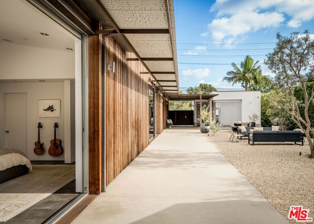 1347 Palms Boulevard, Venice, CA 90291