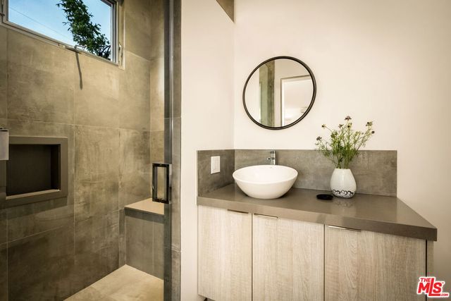 1347 Palms Boulevard, Venice, CA 90291