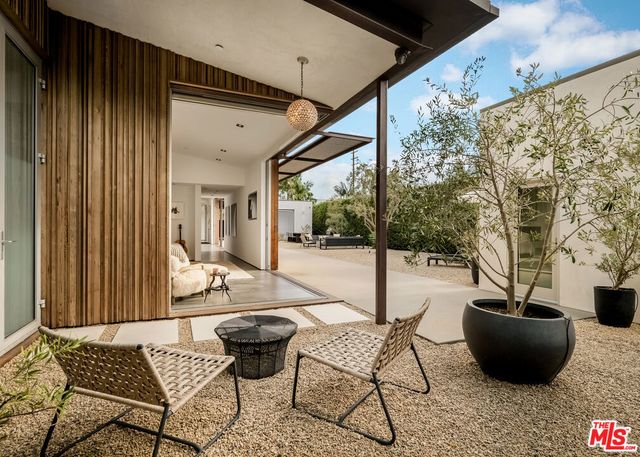 1347 Palms Boulevard, Venice, CA 90291