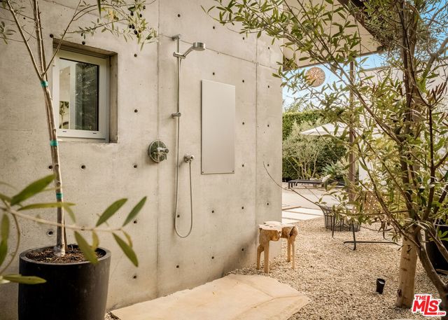 1347 Palms Boulevard, Venice, CA 90291