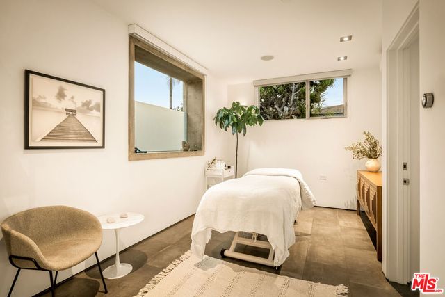 1347 Palms Boulevard, Venice, CA 90291