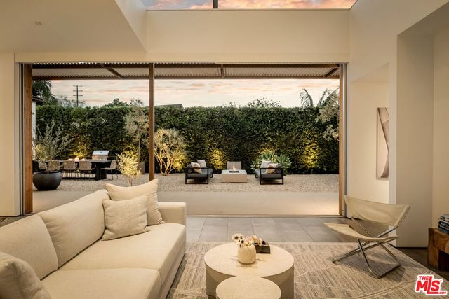 1347 Palms Boulevard, Venice, CA 90291