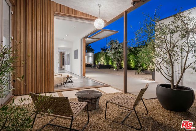 1347 Palms Boulevard, Venice, CA 90291