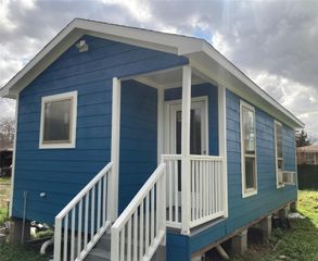 3118 Memel Street B, Houston, TX 77026