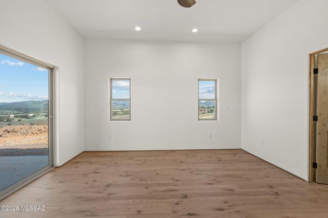 109 Red Mountain Court, Patagonia, AZ 85624