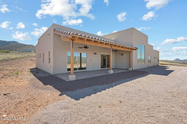 109 Red Mountain Court, Patagonia, AZ 85624