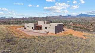 109 Red Mountain Court, Patagonia, AZ 85624