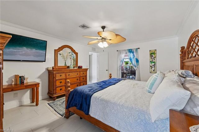 2907 NW 5th PL, Cape Coral, FL 33993