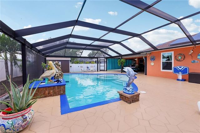 2907 NW 5th PL, Cape Coral, FL 33993