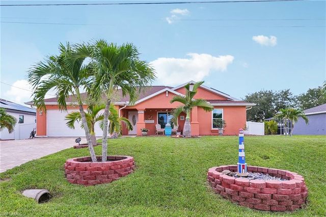 2907 NW 5th PL, Cape Coral, FL 33993