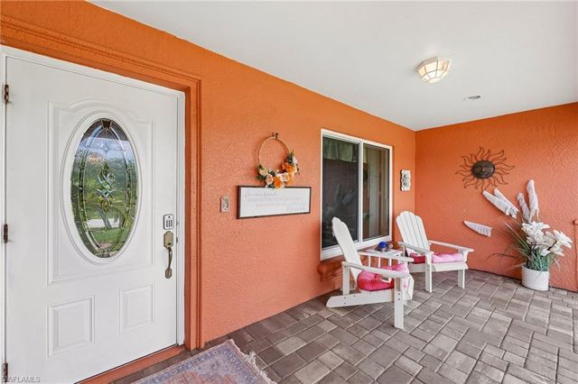2907 NW 5th PL, Cape Coral, FL 33993