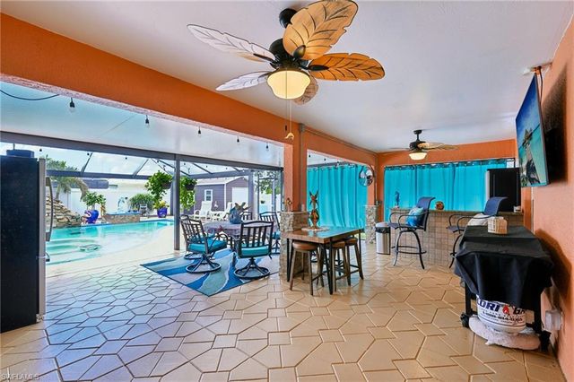 2907 NW 5th PL, Cape Coral, FL 33993
