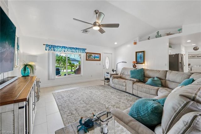 2907 NW 5th PL, Cape Coral, FL 33993