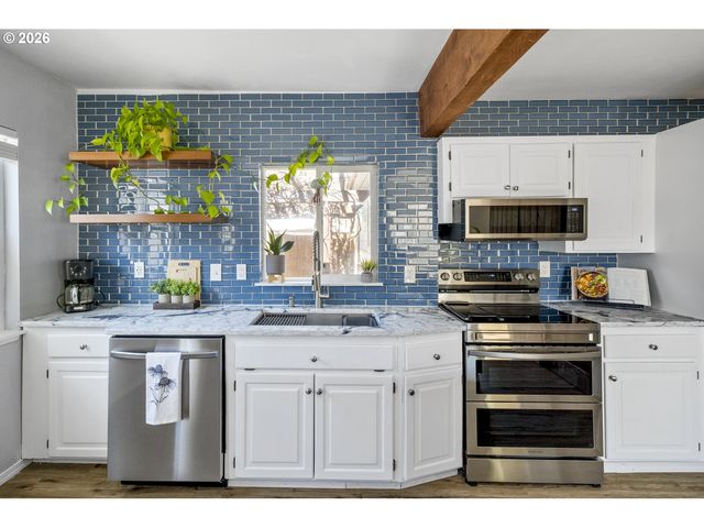 5227 Se 105TH Ave, Portland, OR 97266