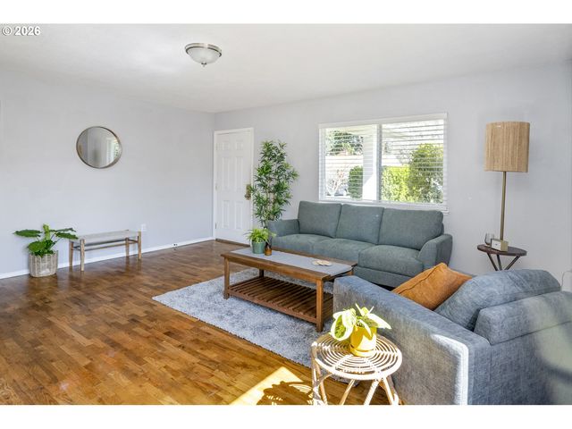 5227 Se 105TH Ave, Portland, OR 97266