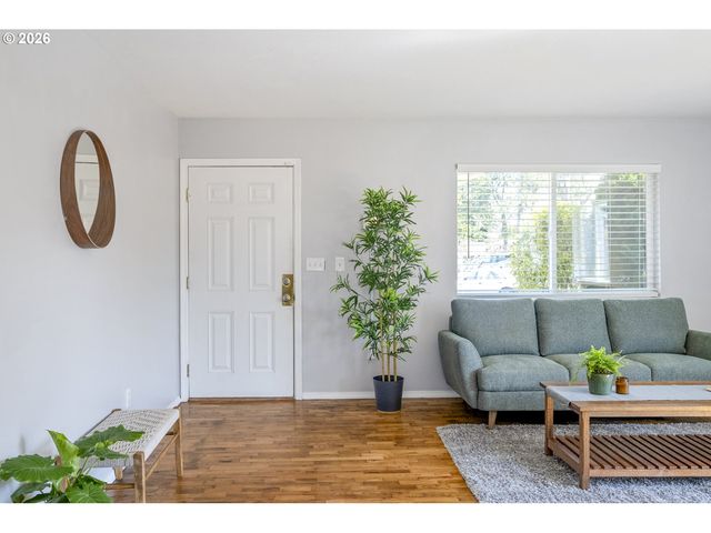 5227 Se 105TH Ave, Portland, OR 97266