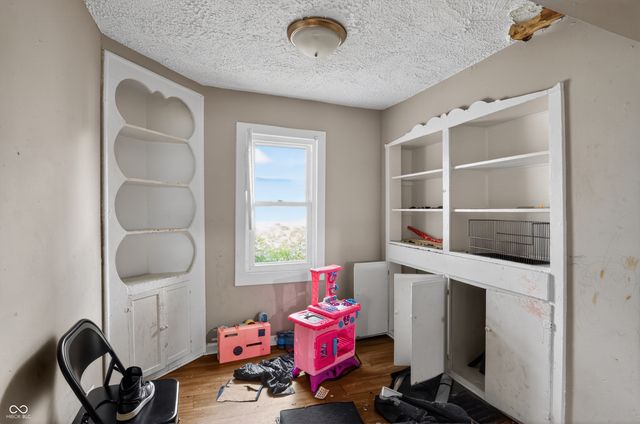 3711 N Butler Avenue, Indianapolis, IN 46218