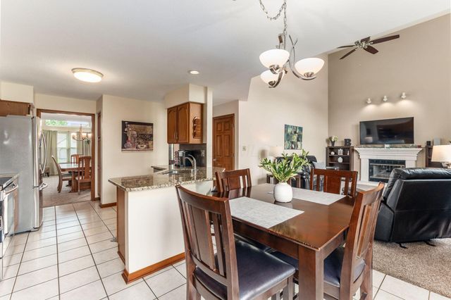 2409 Parklawn Drive, Lewis Center, OH 43035
