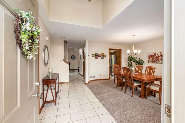 2409 Parklawn Drive, Lewis Center, OH 43035