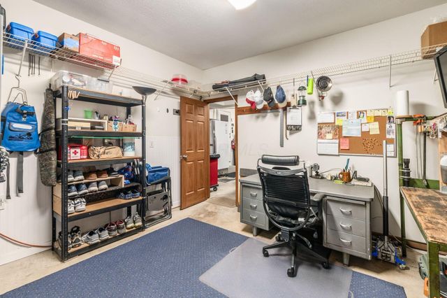 2409 Parklawn Drive, Lewis Center, OH 43035