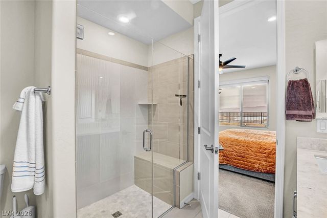 74 Lake Bluff Court, Henderson, NV 89011