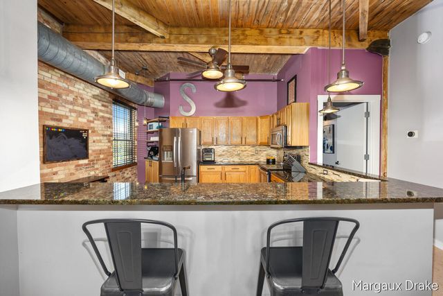 940 Monroe Avenue 552, Grand Rapids, MI 49503
