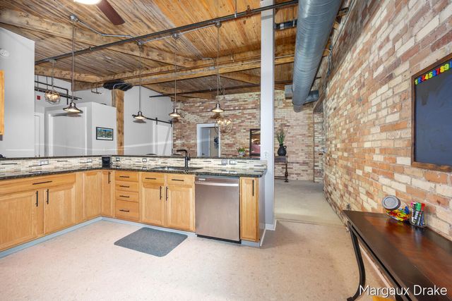 940 Monroe Avenue 552, Grand Rapids, MI 49503