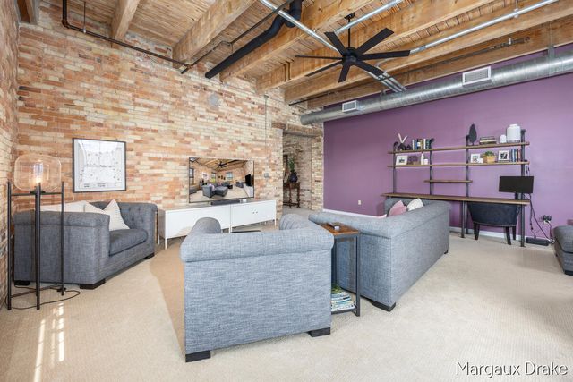 940 Monroe Avenue 552, Grand Rapids, MI 49503