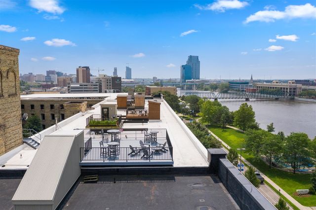 940 Monroe Avenue 552, Grand Rapids, MI 49503