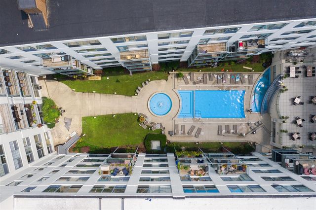 940 Monroe Avenue 552, Grand Rapids, MI 49503