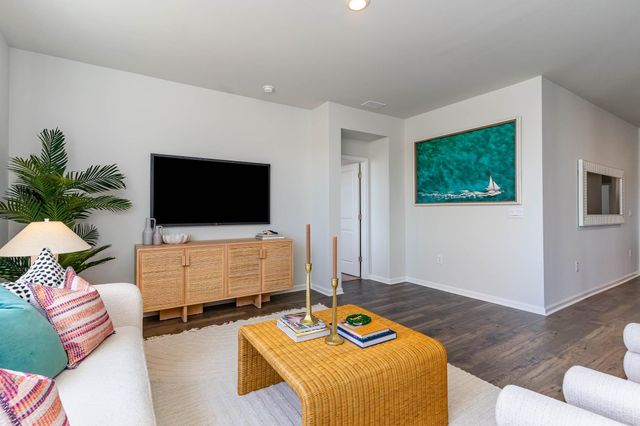 1019 Ridgeford Dr., Conway, SC 29526