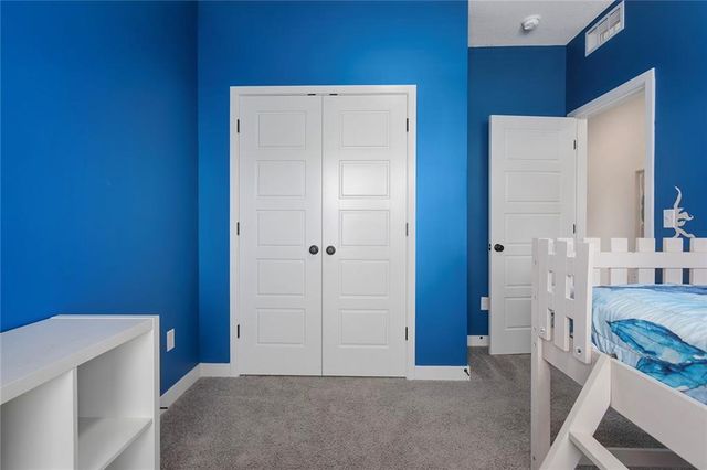 10600 N Jefferson Street, Kansas City, MO 64155