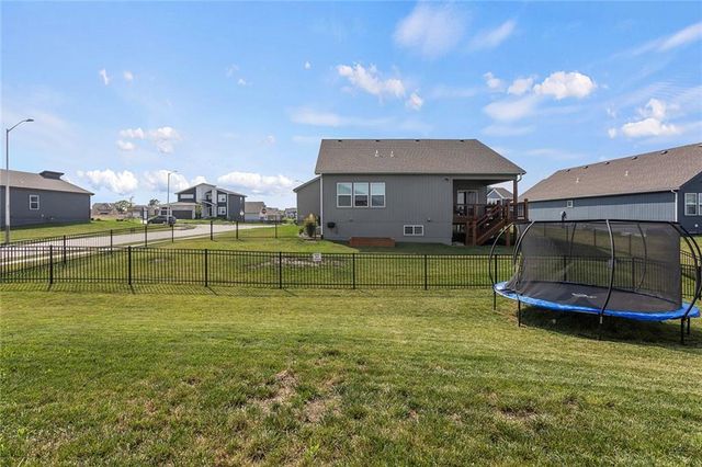 10600 N Jefferson Street, Kansas City, MO 64155