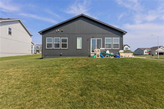 10600 N Jefferson Street, Kansas City, MO 64155