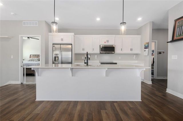 10600 N Jefferson Street, Kansas City, MO 64155