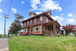 3201 Brownsville Rd, Brentwood, PA 15227