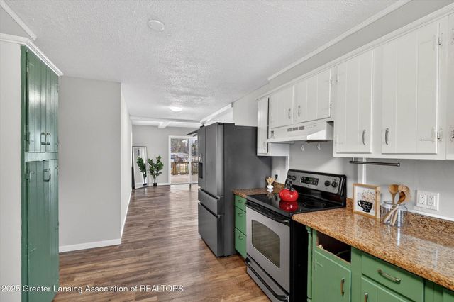 8905 Kingsland Highway, Eaton Rapids, MI 48827