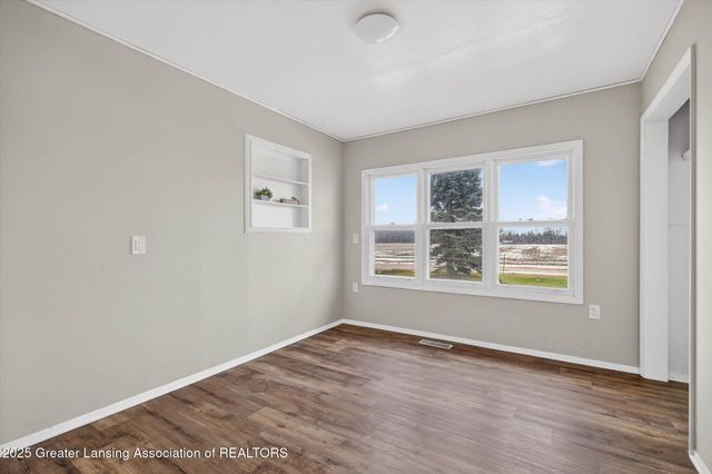 8905 Kingsland Highway, Eaton Rapids, MI 48827