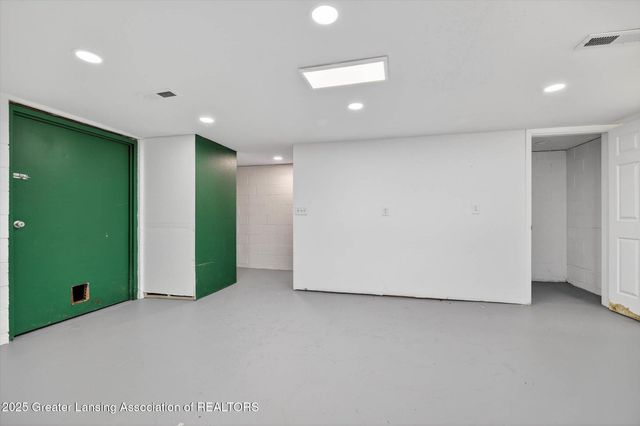 8905 Kingsland Highway, Eaton Rapids, MI 48827