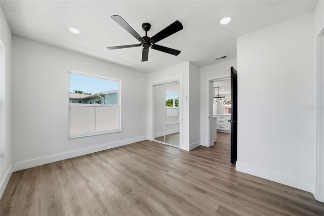 5530 2 AVENUE N, St Petersburg, FL 33710