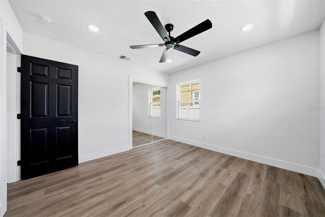 5530 2 AVENUE N, St Petersburg, FL 33710