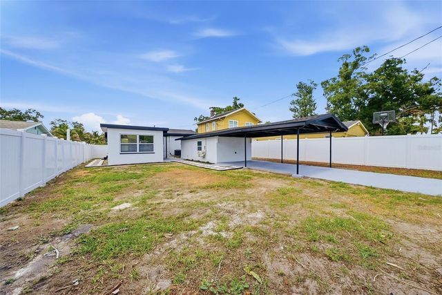 5530 2 AVENUE N, St Petersburg, FL 33710