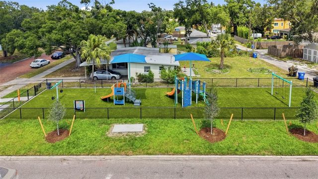 5530 2 AVENUE N, St Petersburg, FL 33710