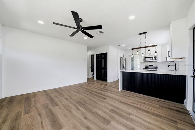 5530 2 AVENUE N, St Petersburg, FL 33710