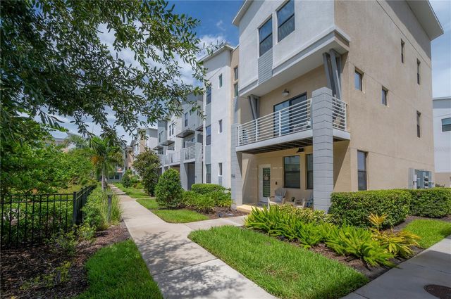 1162 25TH WAY N, St Petersburg, FL 33713