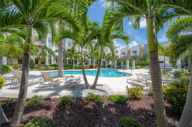1162 25TH WAY N, St Petersburg, FL 33713