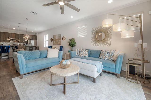 1162 25TH WAY N, St Petersburg, FL 33713